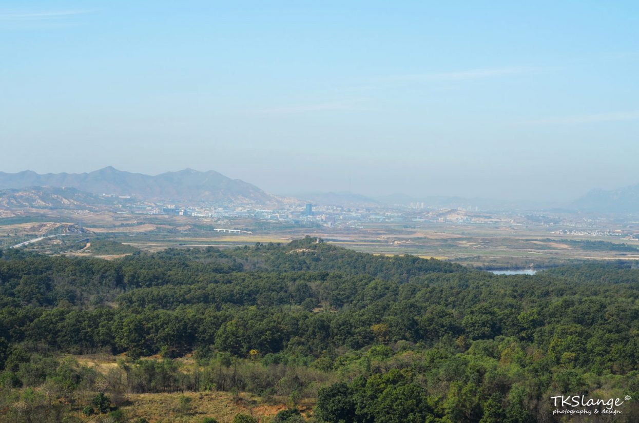 The view towards North Korea from the Dorasan Observatory. The city of Kaesong with the South Korean Hyundai factory lies in the distant.